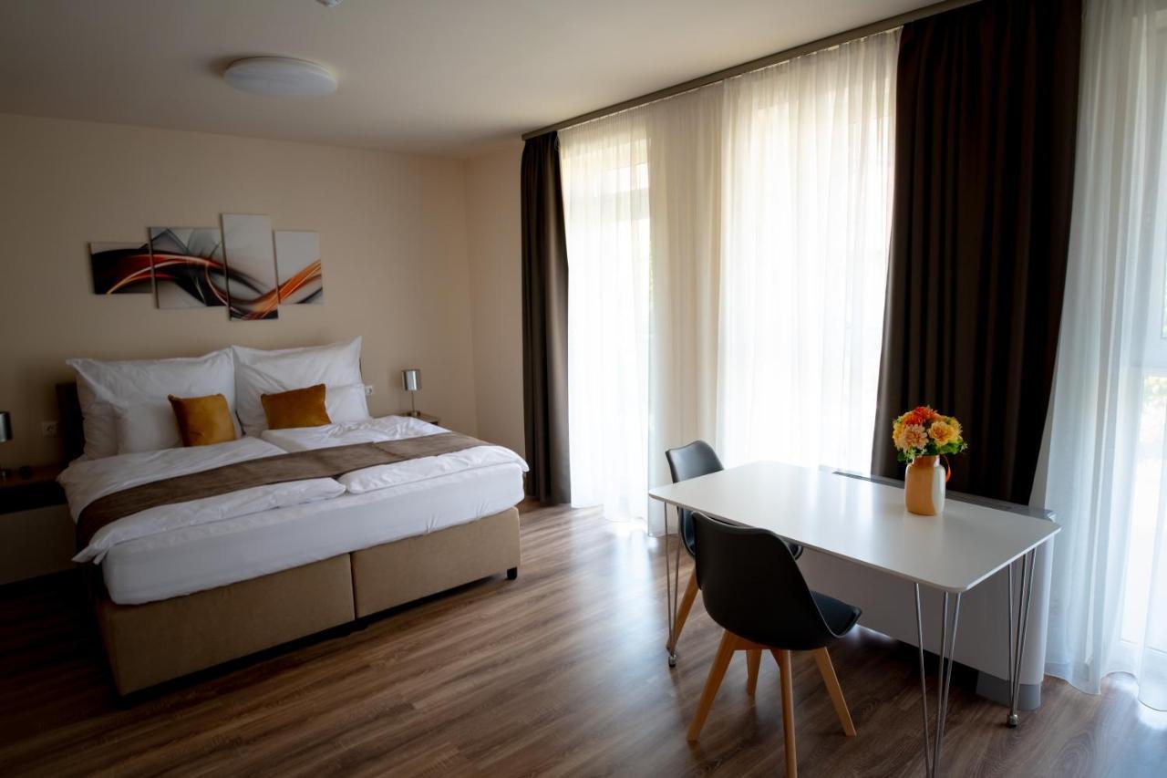 Elixir Panzio Bed & Breakfast Nyirbator Exterior photo